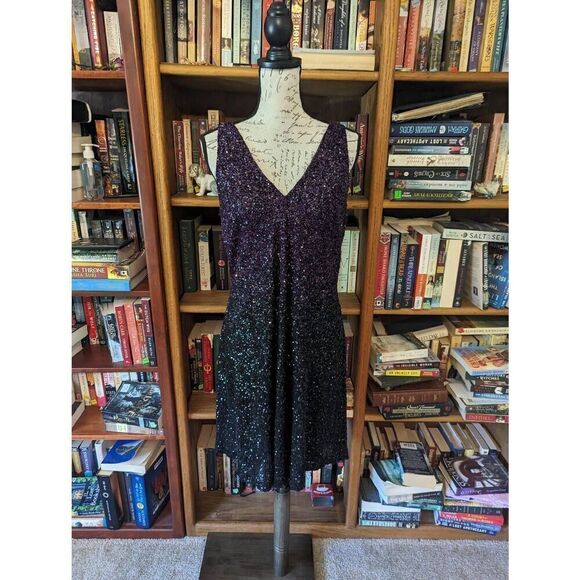 Pamella Roland Women’s Size 10 Purple Sequin Party Dress Mini Gown 100% Silk